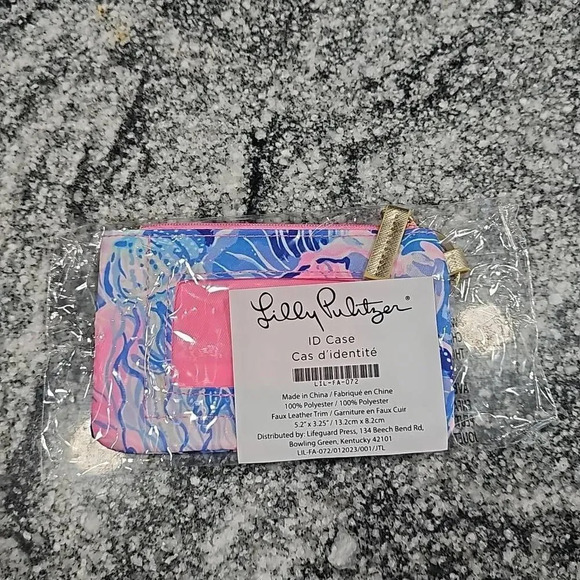 Lilly Pulitzer ID Case In Shade Seekers - Picture 6 of 6